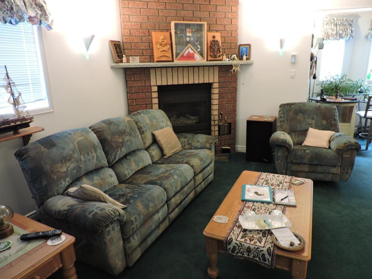 Tucked Inn The Harbour B&B Victoria Harbour Camera foto